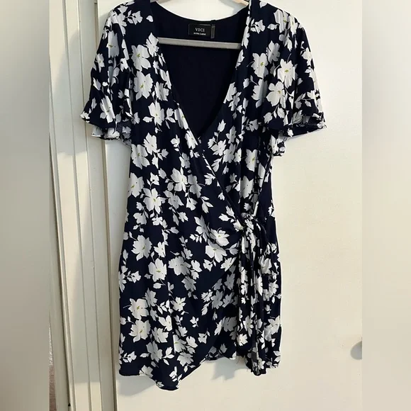 Vici Wrap dress floral, Wrap dress - Picture 3 of 4